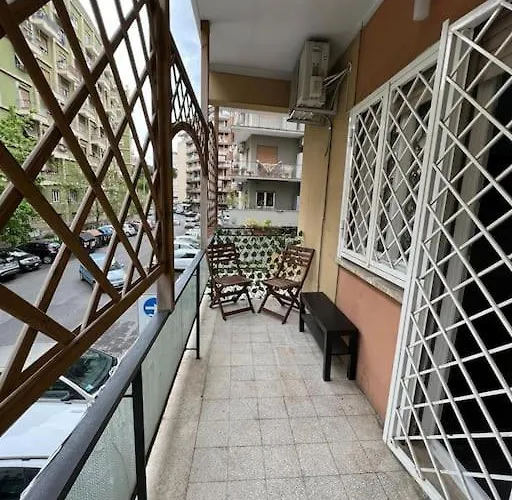 Nathan House, Due דירה